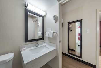 Suite, 2 Queen Beds, Non Smoking