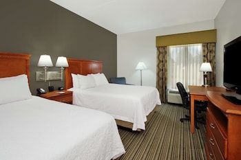 Two queen beds non smoking