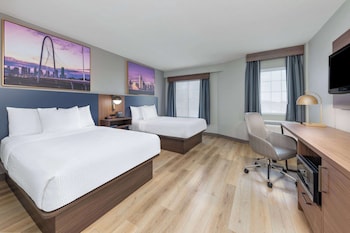 Deluxe Room, 2 Double Beds, Non Smoking, Courtyard Area