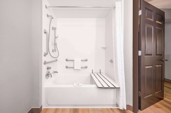Room, 2 Double Beds, Accessible, Non Smoking (Bathtub)