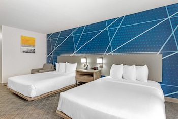 Room, 2 Queen Beds, Accessible, Non Smoking