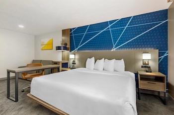 Standard Room, 1 King Bed, Non Smoking