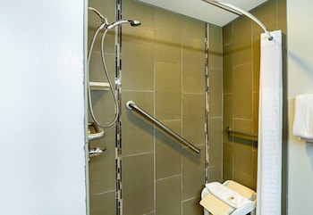 Suite, 1 King Bed, Accessible, Non Smoking