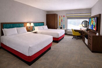 Standard Room, 2 Queen Beds, Non Smoking