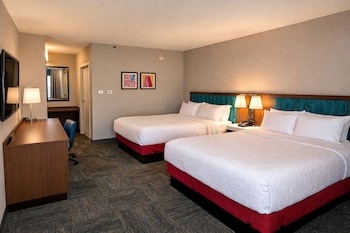 Standard Room, 2 Queen Beds, Non Smoking
