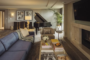 Suite, Multiple Beds (Palm)