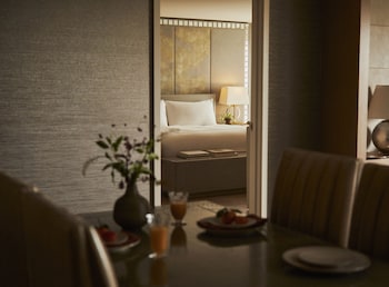 Grand Heritage Suite