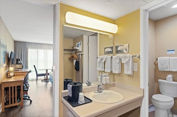Room, 2 Queen Beds, Bay View
