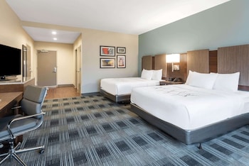 Room, 2 Queen Beds, Accessible, Non Smoking (Bathtub w/ Grab Bars)