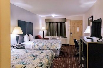 Standard Room, 2 Double Beds, Non Smoking, Refrigerator & Microwave