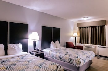 Deluxe Room, 2 Double Beds, Accessible, Non Smoking