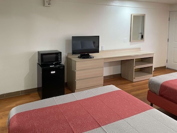 Deluxe Room, 2 Double Beds, Accessible, Non Smoking