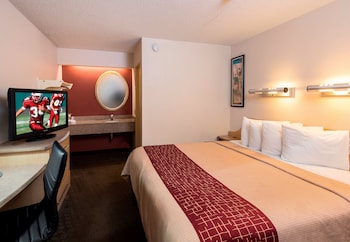 Standard Room, 1 King Bed (Smoke Free)