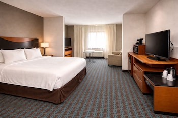 Suite, 1 King Bed, Accessible, Non Smoking