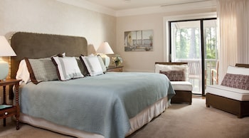 Deluxe Room, 1 King Bed