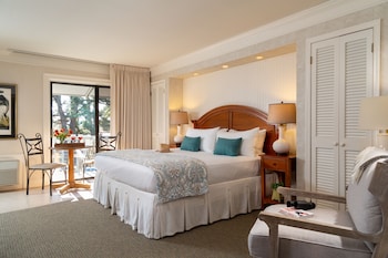 Deluxe Room, 1 King Bed