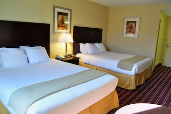 Standard Room, 2 Queen Beds, Non Smoking