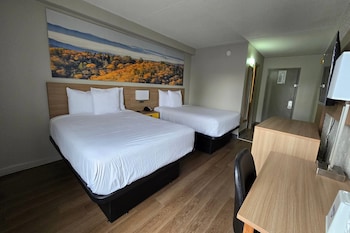 Room, 2 Queen Beds, Non Smoking