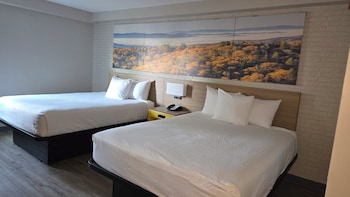 Room, 2 Queen Beds, Non Smoking