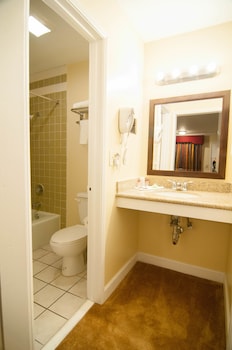 Deluxe Queen Room with Two Queen Beds