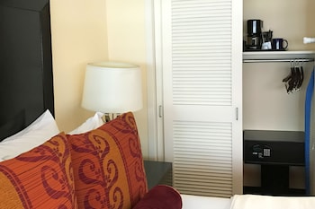Superior Room, 1 Queen Bed, Accessible