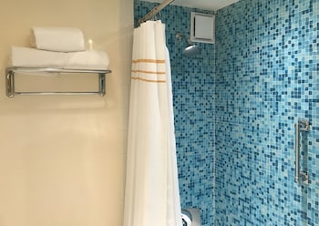 Deluxe Room, 1 King Bed, Balcony
