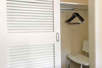 Superior Room, 1 King Bed, Accessible