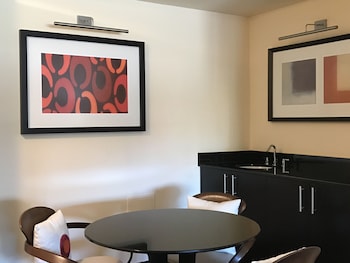 Suite, 1 Bedroom, 1 King Bed