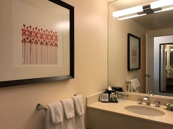 Superior Room, 1 Queen Bed, Accessible