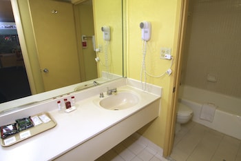 Room, 2 Queen Beds, Non Smoking (Pet-Friendly)