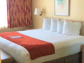 Deluxe Suite, 1 King Bed with Sofa bed, Tower