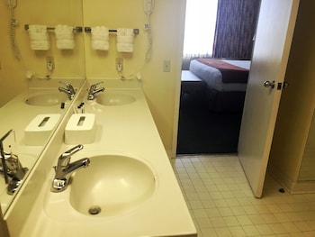 Deluxe Suite, 1 King Bed with Sofa bed, Tower