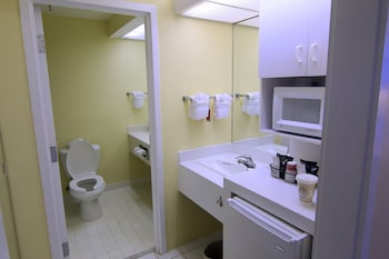 Deluxe Room, 2 Queen Beds, Accessible, Tower