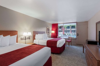 Deluxe Room, 2 Queen Beds, Accessible, Tower