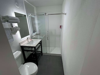 Standard Room, 1 King Bed, Non Smoking, Refrigerator & Microwave