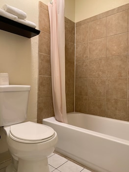 Renovated Room, 2 Double Beds, Non Smoking