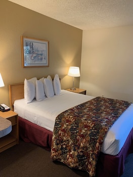 Standard Room, 1 Queen Bed, Non Smoking