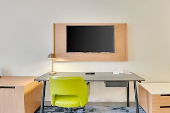 Room, Multiple Beds