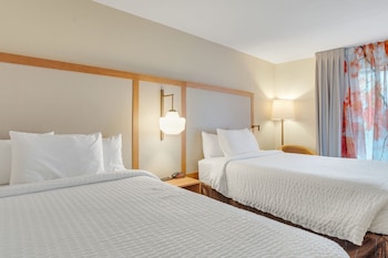 Room, Multiple Beds