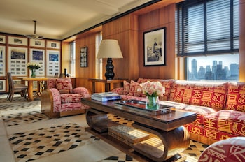 Suite (Empire)