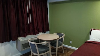Standard Room, 1 Queen Bed, Non Smoking