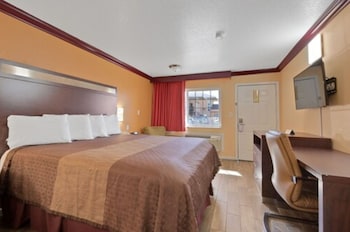 Standard Single Room, 1 King Bed, Non Smoking