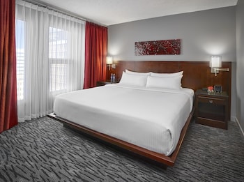 Junior Suite, 1 King Bed