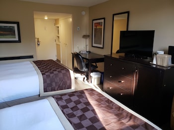 Room, Multiple Beds, Accessible, Non Smoking (Mobility, Roll-In Shower)