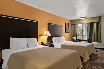 Room, 2 Queen Beds (Pet Friendly)