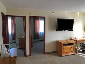 Suite, 2 Queen Beds, Non Smoking, Kitchen