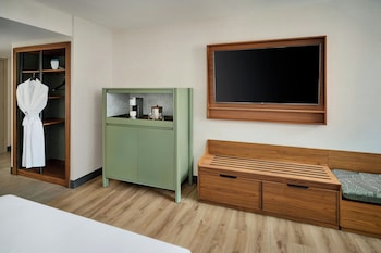 Room, 2 Queen Beds