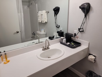 Standard Room, 1 Queen Bed (Queen Room)