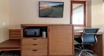 Standard Room, 2 Queen Beds, Pets Allowed