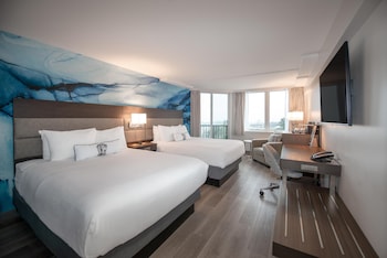 Room, 2 Queen Beds (Coast Two Queens)